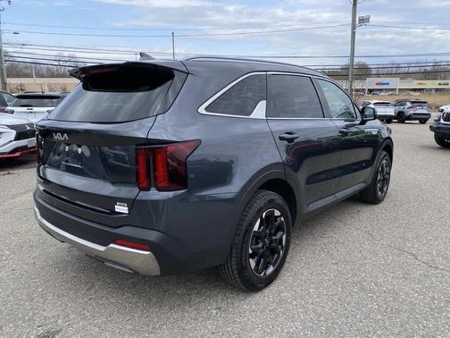 Gravity Grey 2024 Kia Sorento S