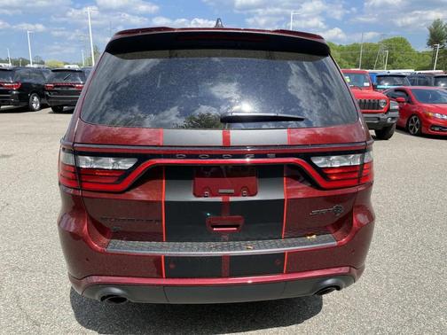 Octane Red Pearlcoat 2026 Dodge Durango SRT Hellcat Jailbreak AWD