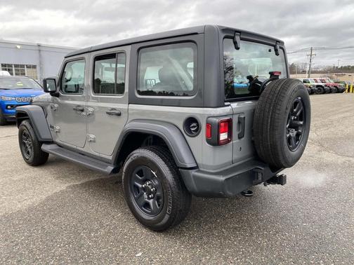 2023 Jeep Wrangler Sport