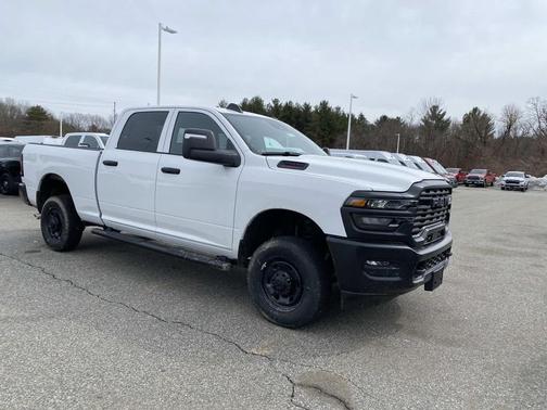 2026 RAM 2500 Tradesman Crew Cab 4x4 6'4' Box