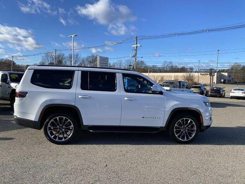 2022 Jeep Wagoneer Series II 4x4