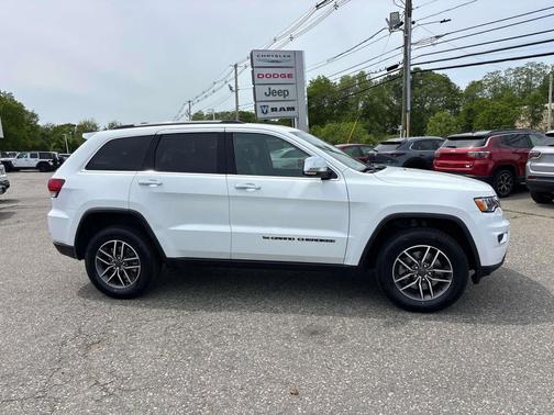 Bright White Clearcoat 2022 Jeep Grand Cherokee Limited