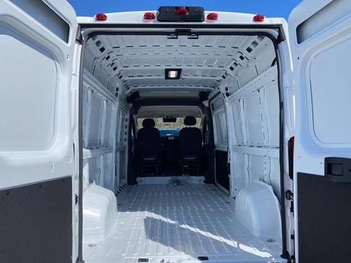 2025 RAM ProMaster 2500 Tradesman