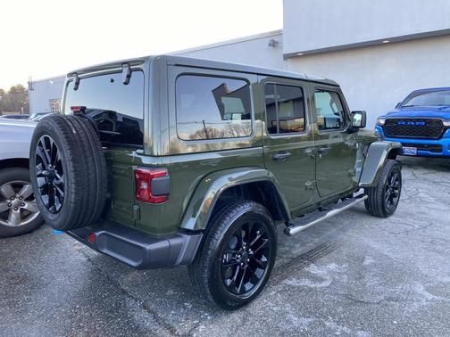 2024 Jeep Wrangler 4xe Sahara