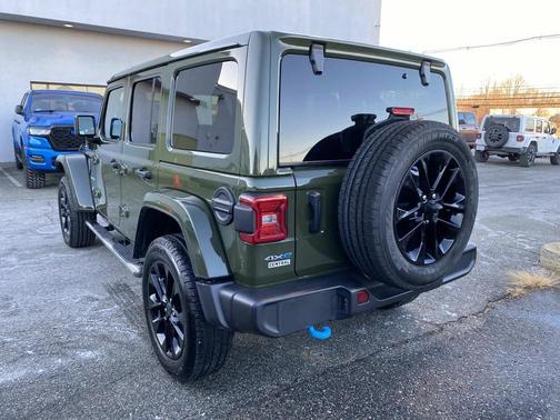 2024 Jeep Wrangler 4xe Sahara