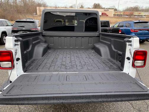 2025 Jeep Gladiator Sport S