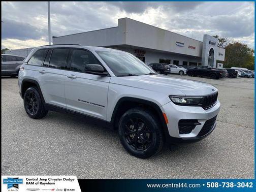 2024 Jeep Grand Cherokee Altitude