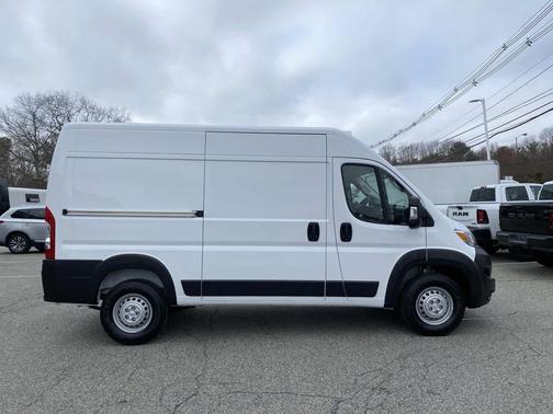 Bright White Clearcoat 2025 RAM ProMaster 2500 Tradesman