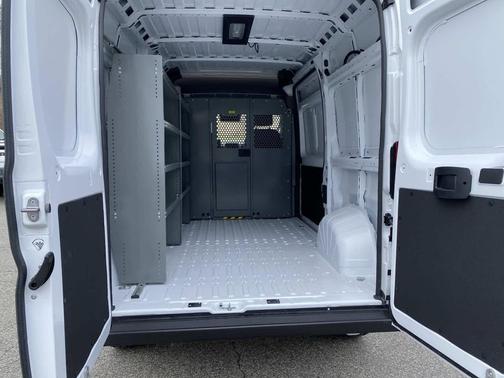 Bright White Clearcoat 2025 RAM ProMaster 2500 Tradesman