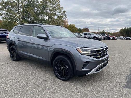 2022 Volkswagen Atlas 3.6L SE w/Technology