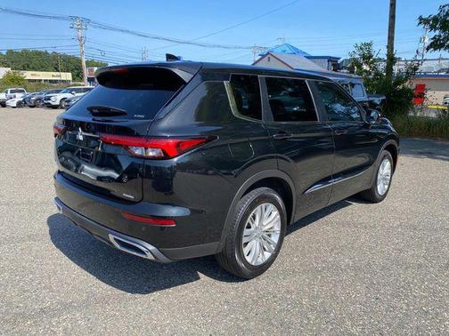 2022 Mitsubishi Outlander ES 2.5 S-AWC