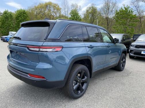 Steel Blue 2026 Jeep Grand Cherokee Limited