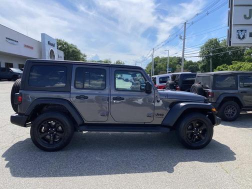 Granite Crystal Metallic Clearcoat 2022 Jeep Wrangler Unlimited Sport Altitude