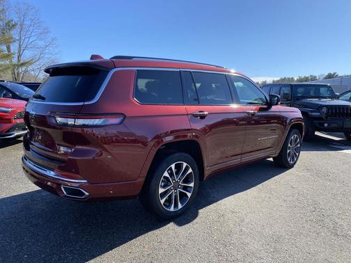 2022 Jeep Grand Cherokee L Overland