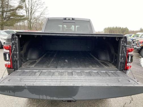 2022 RAM 2500 Limited Crew Cab 4x4 6'4' Box