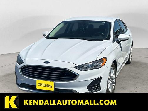 Oxford White 2019 Ford Fusion Hybrid SE