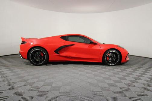 2021 Chevrolet Corvette Stingray w/1LT