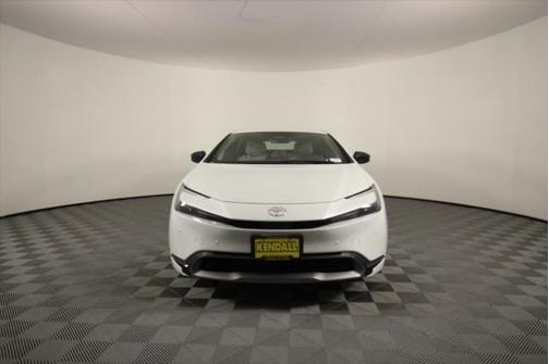 2023 Toyota Prius XLE