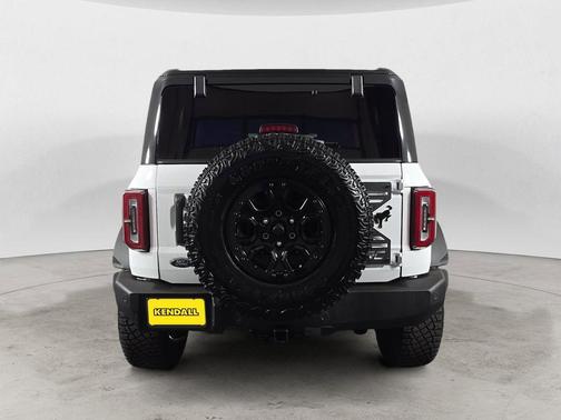 Oxford White 2024 Ford Bronco Wildtrak
