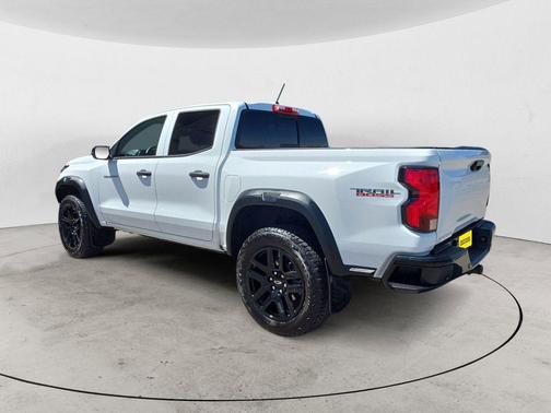 Summit White 2025 Chevrolet Colorado Trail Boss