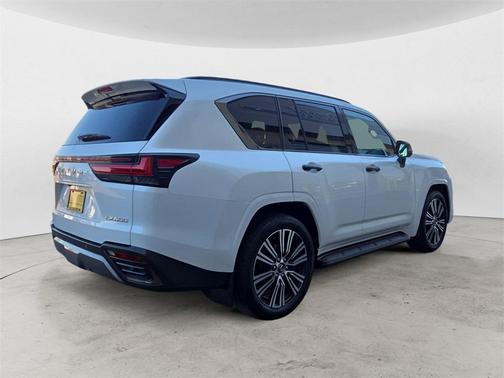 2024 Lexus LX 600 Luxury
