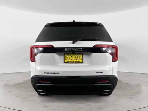 2022 GMC Acadia AWD SLE