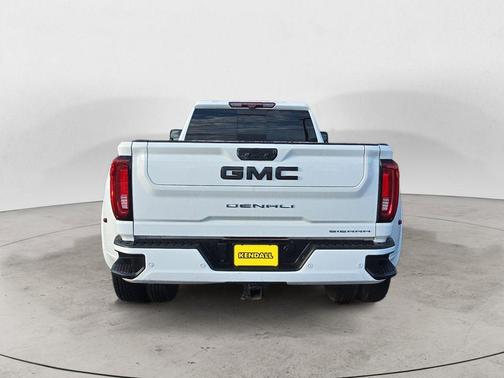 Summit White 2022 GMC Sierra 3500 Denali