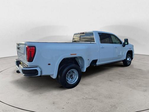 Summit White 2022 GMC Sierra 3500 Denali