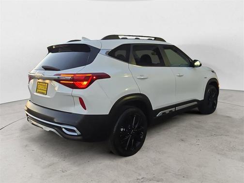 2023 Kia Seltos Nightfall Edition