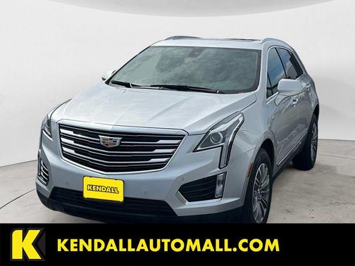Radiant Silver Metallic 2018 Cadillac XT5 Luxury