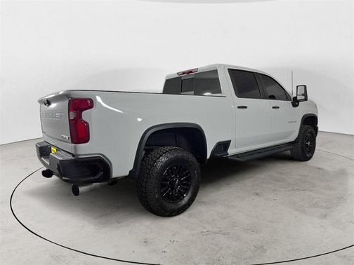 2024 Chevrolet Silverado 2500 4WD Crew Cab Standard Bed ZR2