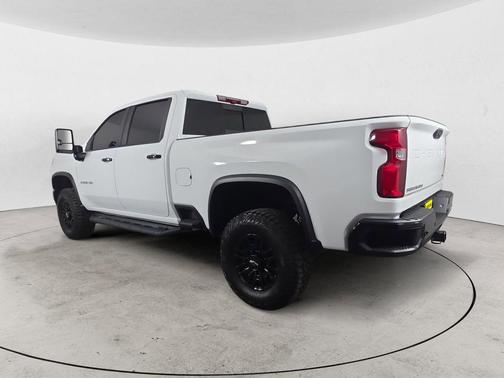 2024 Chevrolet Silverado 2500 4WD Crew Cab Standard Bed ZR2