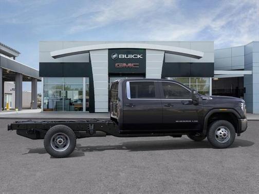 2025 GMC Sierra 3500 Base