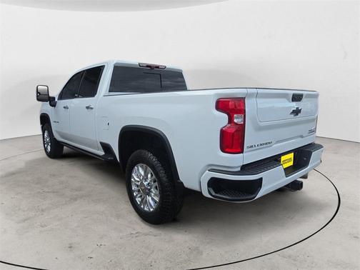 2022 Chevrolet Silverado 3500 High Country