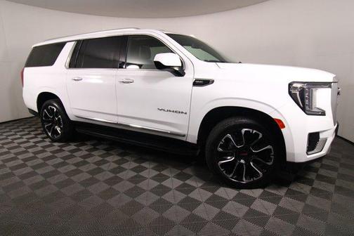 2023 GMC Yukon XL SLT