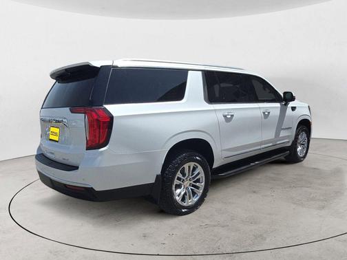 Summit White 2021 GMC Yukon XL SLT