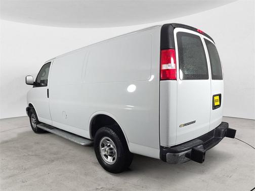 2024 Chevrolet Express 2500 RWD 2500 Regular Wheelbase WT