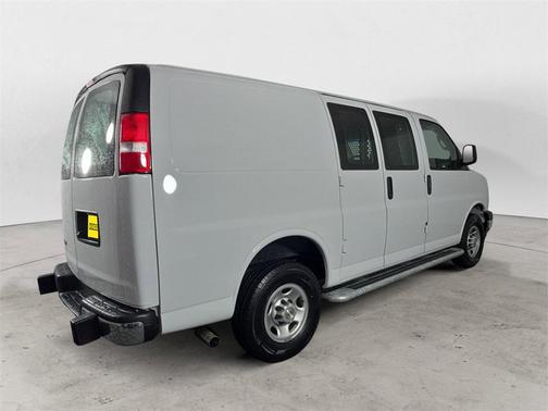 2024 Chevrolet Express 2500 RWD 2500 Regular Wheelbase WT