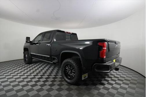 2025 Chevrolet Silverado 2500 High Country