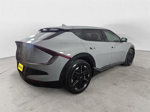 2025 Kia EV6 Wind