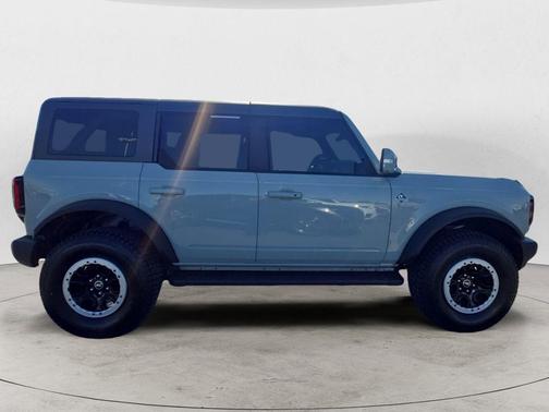 Cactus Gray 2023 Ford Bronco Outer Banks