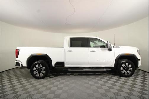 2024 GMC Sierra 3500 Denali