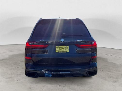 2020 BMW X7 M50i