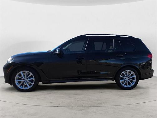 2020 BMW X7 M50i