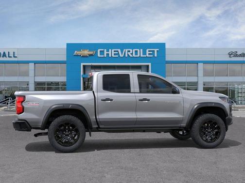 Sterling Gray Metallic 2026 Chevrolet Colorado Trail Boss