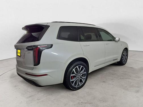 2022 Cadillac XT6 Sport AWD