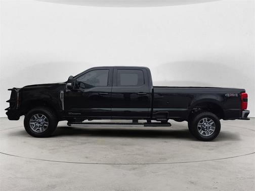 2023 Ford F-350 Lariat