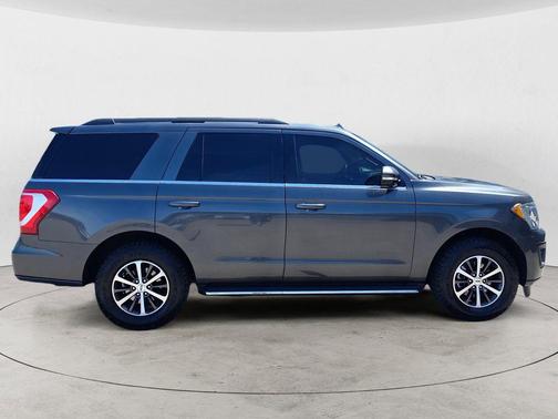 Magnetic 2019 Ford Expedition XLT