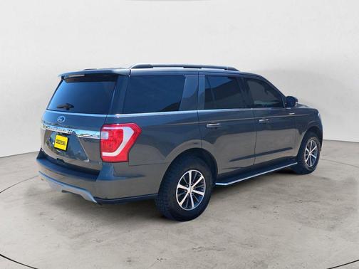 Magnetic 2019 Ford Expedition XLT