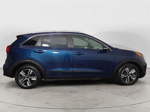 2022 Kia Niro EX Premium